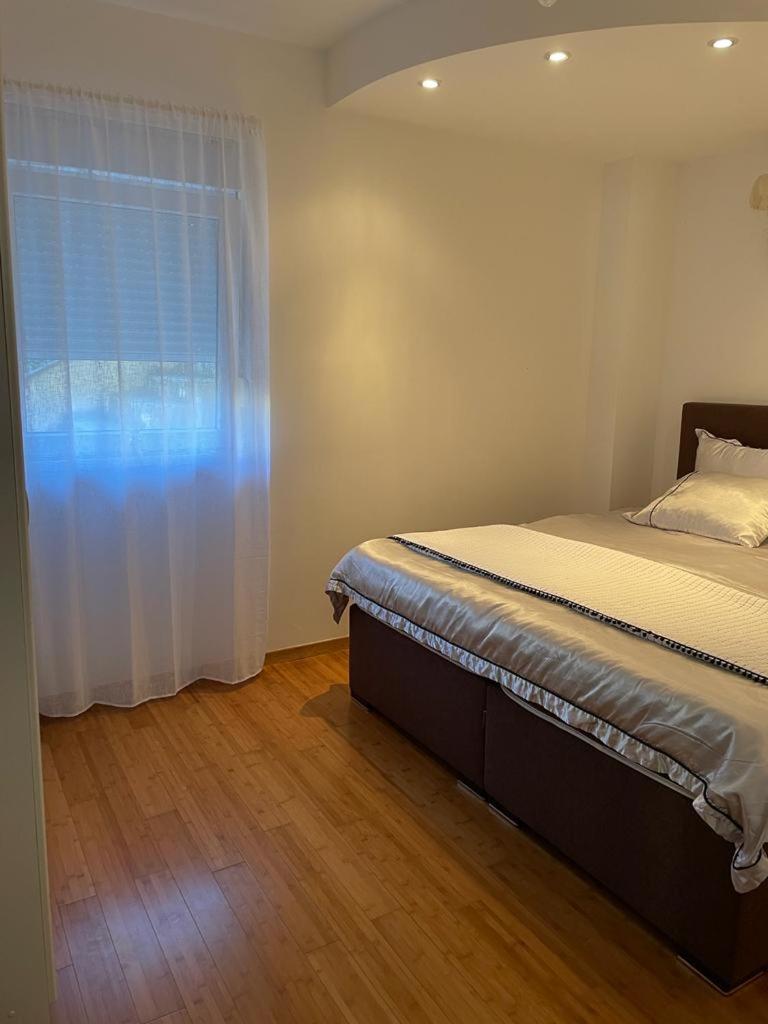 Riverside Villa Tivat Kültér fotó